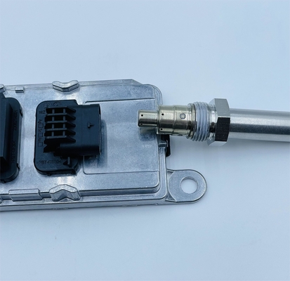 24V নাইট্রোজেন অক্সাইড Nox সেন্সর জন্য Cummins OEM 5462436 A059B031