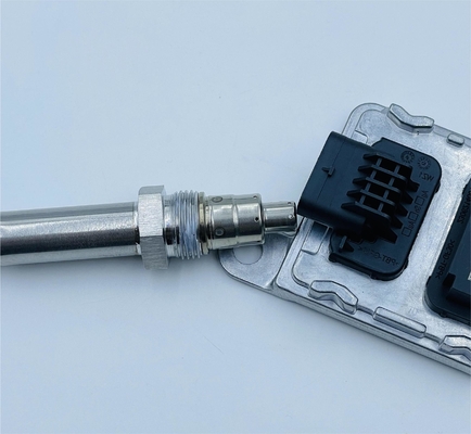 নাইট্রোজেন অক্সাইড NOx সেন্সর For Mercedes Benz OEM A0009054014 SNS1153