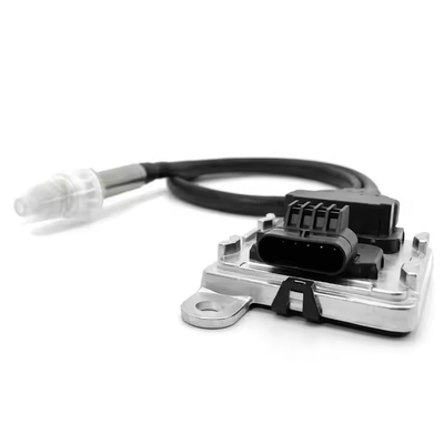 12V নাইট্রোজেন অক্সিজেন সেন্সর নক্স সেন্সর ফর ভলভো OEM 5WK97365 22303384