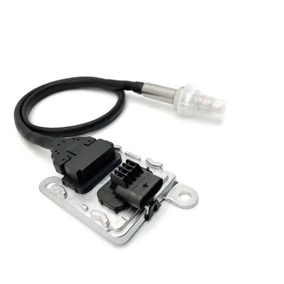 12V নাইট্রোজেন অক্সিজেন সেন্সর নক্স সেন্সর ফর ভলভো OEM 5WK97365 22303384