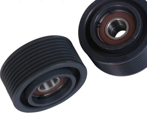JCB Auto 3CX Komastu 6D114 কার বেল্ট টেনশনার পুলি স্টিল 0.7KG C3936213P